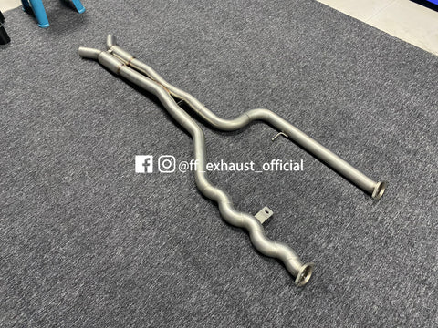 BMW G80/G82 M3/M4 Midpipe with X-pipe design