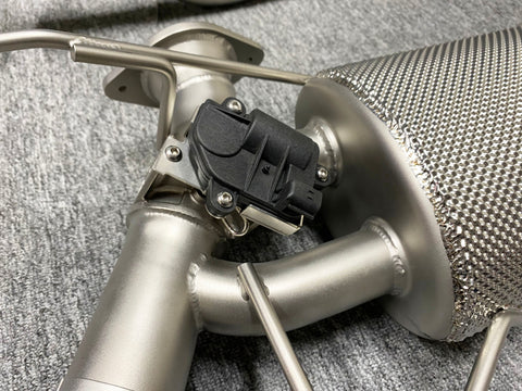 Aston Martin DB9 V12 Valvetronic Exhaust